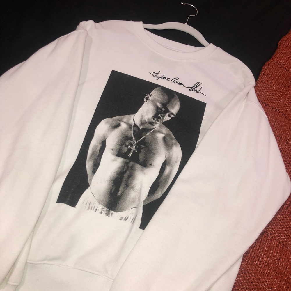 Tupac sweater
